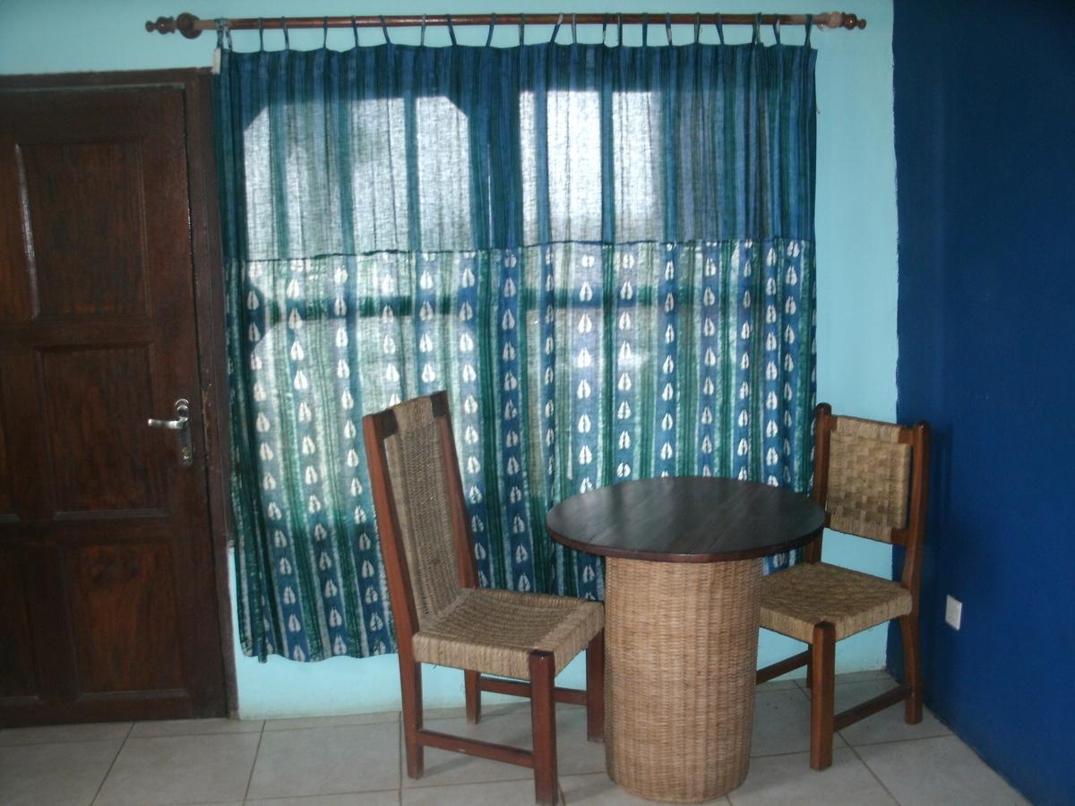 Sankofa Beach House Hotel Kokrobite Екстериор снимка